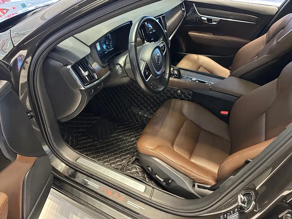 Volvo V90 — миниатюра 5