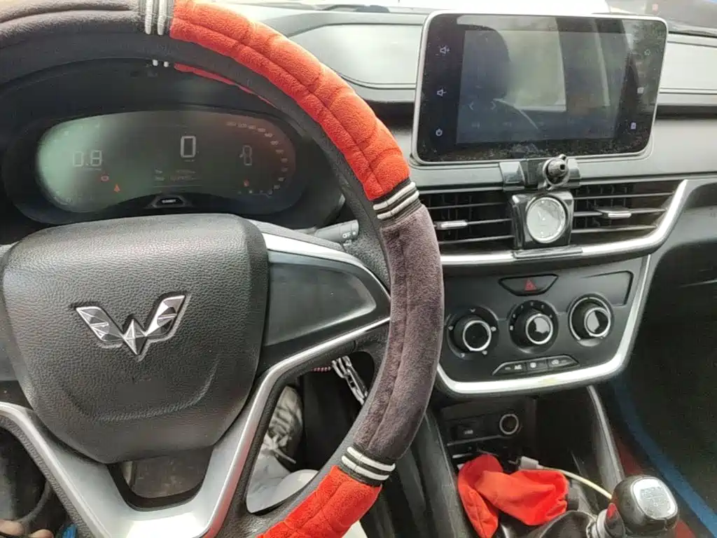 Wuling Hongguang S3 — миниатюра 10