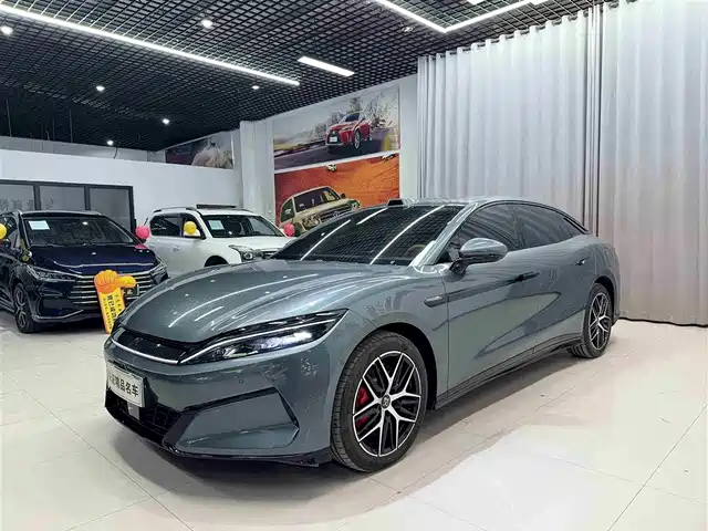 BYD HAN L 2025