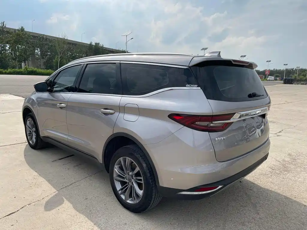 Geely Jia Ji New Energy — миниатюра 7