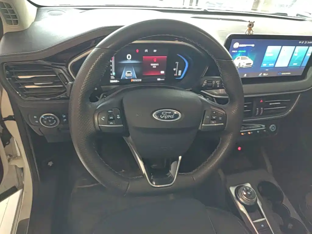 Ford Focus Active — миниатюра 11