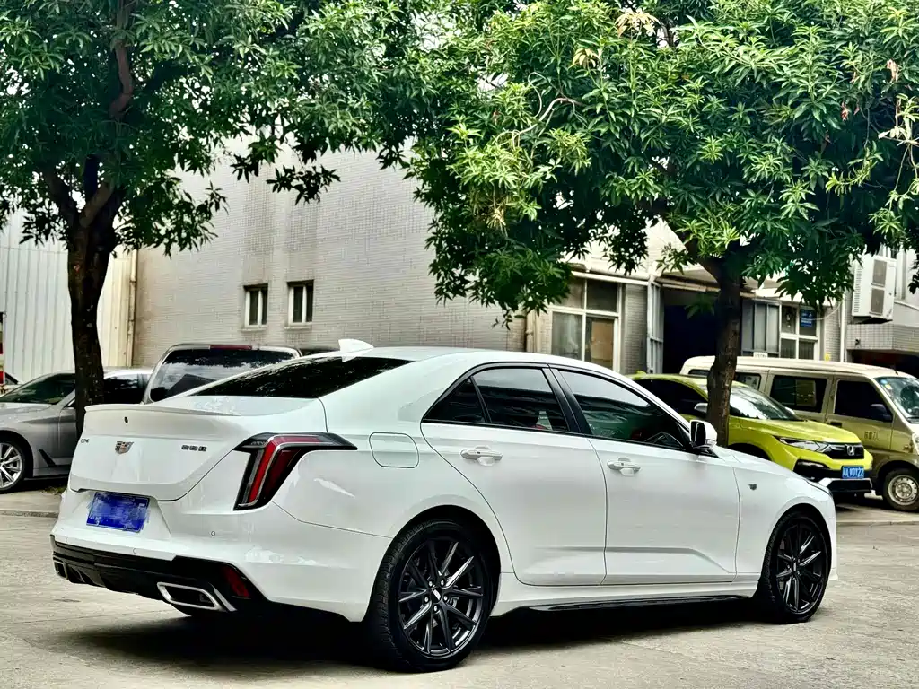 Cadillac CT4 — миниатюра 12