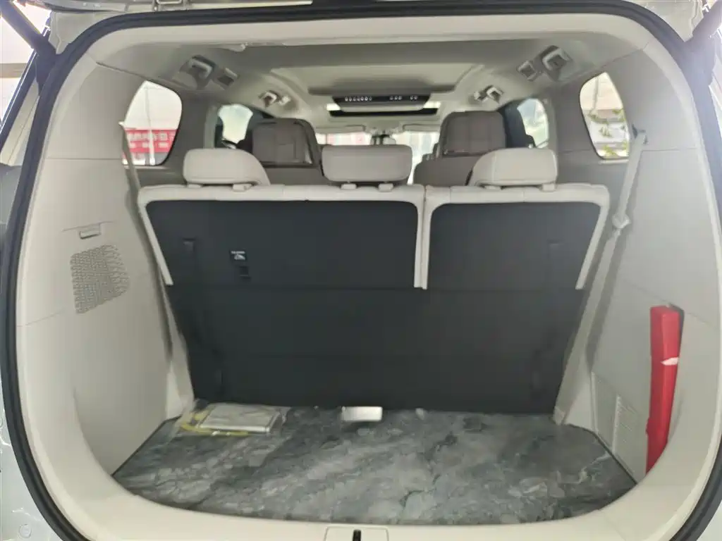 BUICK GL8 NEW ENERGY