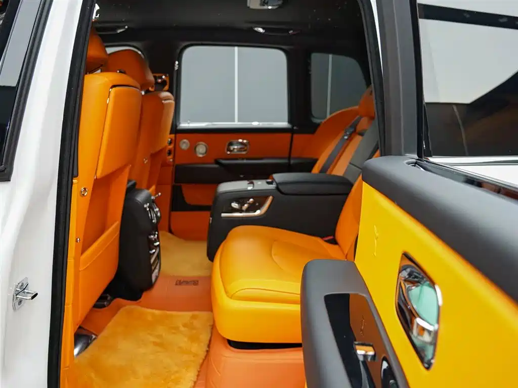 ROLLS-ROYCE CULLINAN