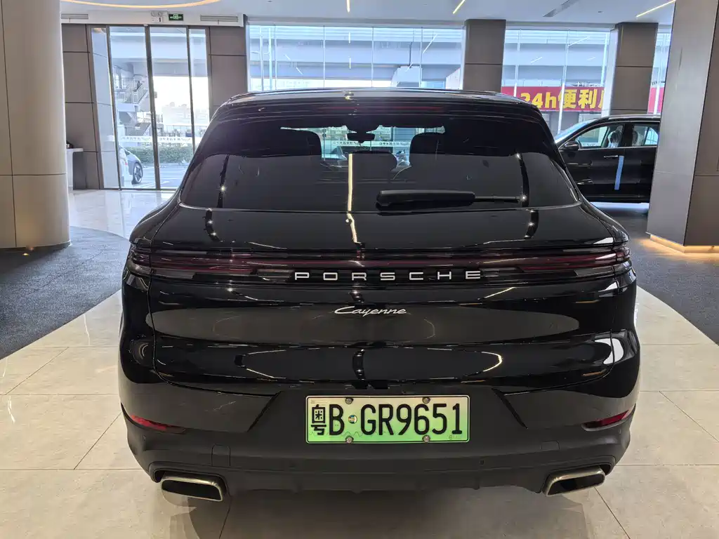 PORSCHE CAYENNE NEW ENERGY