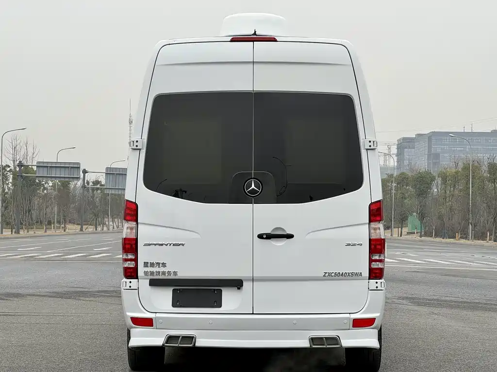 Mercedes-Benz Sprinter — миниатюра 6