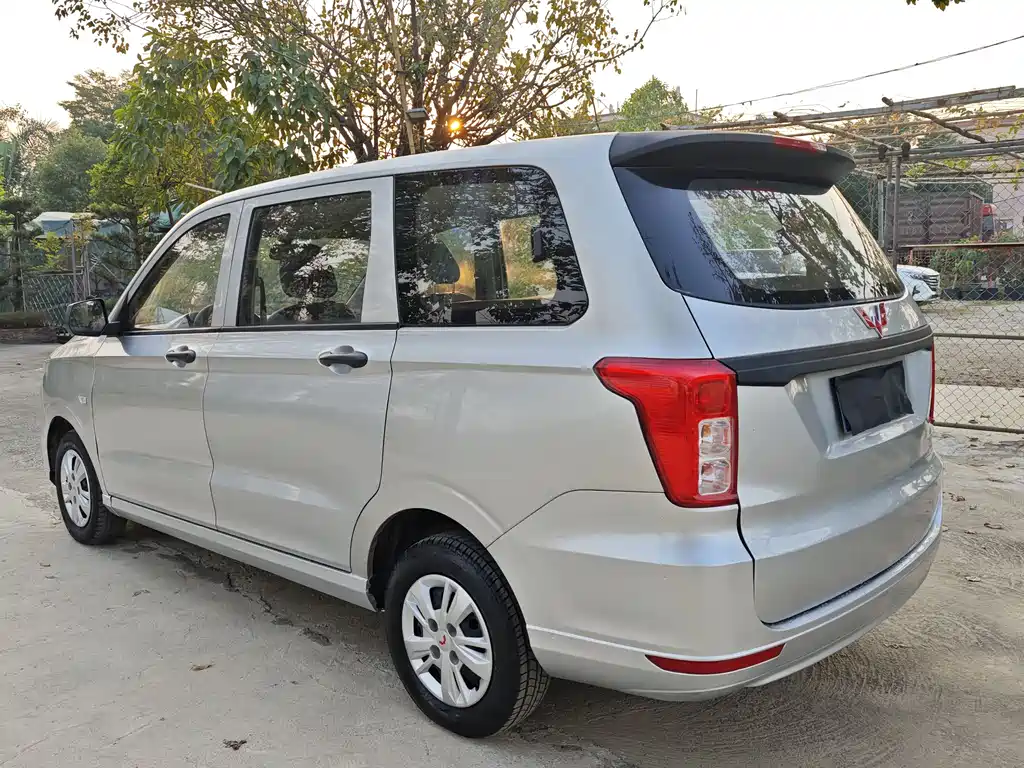 WULING WULING HONGGUANG