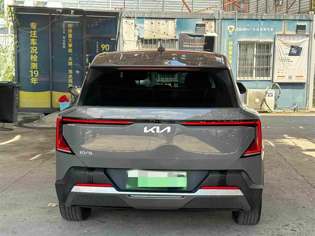 Kia EV5 — миниатюра 10