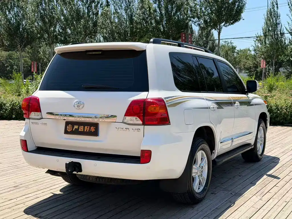 Toyota Land Cruiser 2012 4.6L AT VX-R