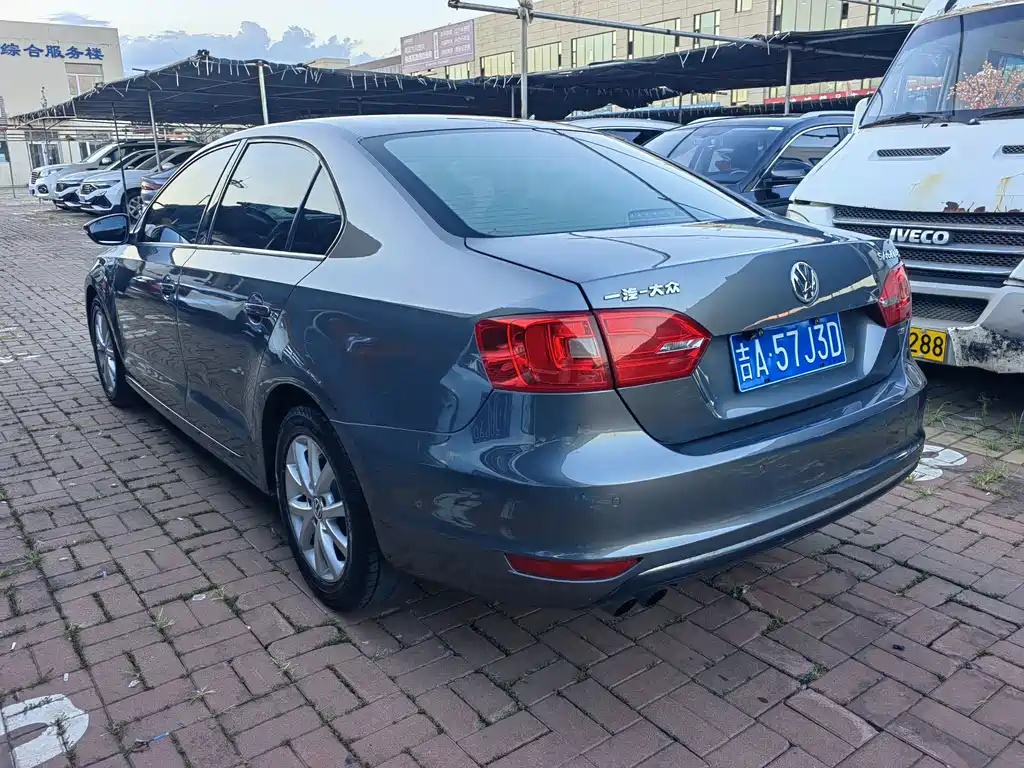 Volkswagen Sagitar — миниатюра 6