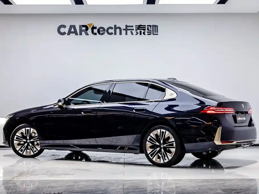 BMW 5 Series 5 2024 530Li Premium Luxury