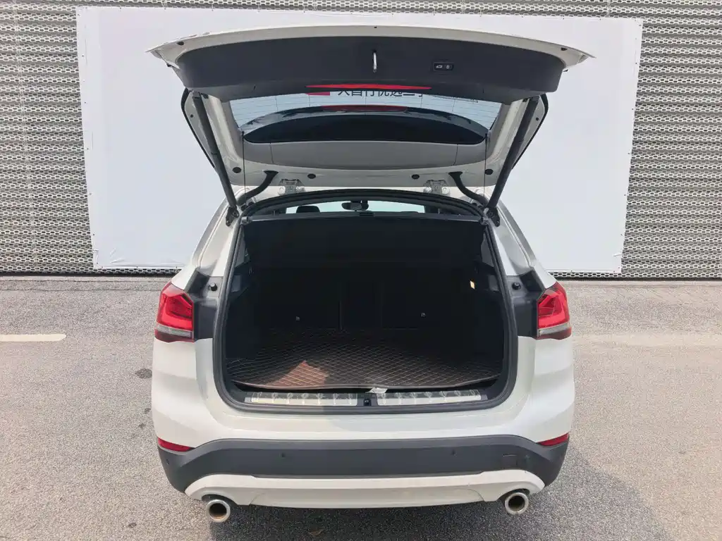 BMW X1 — миниатюра 6