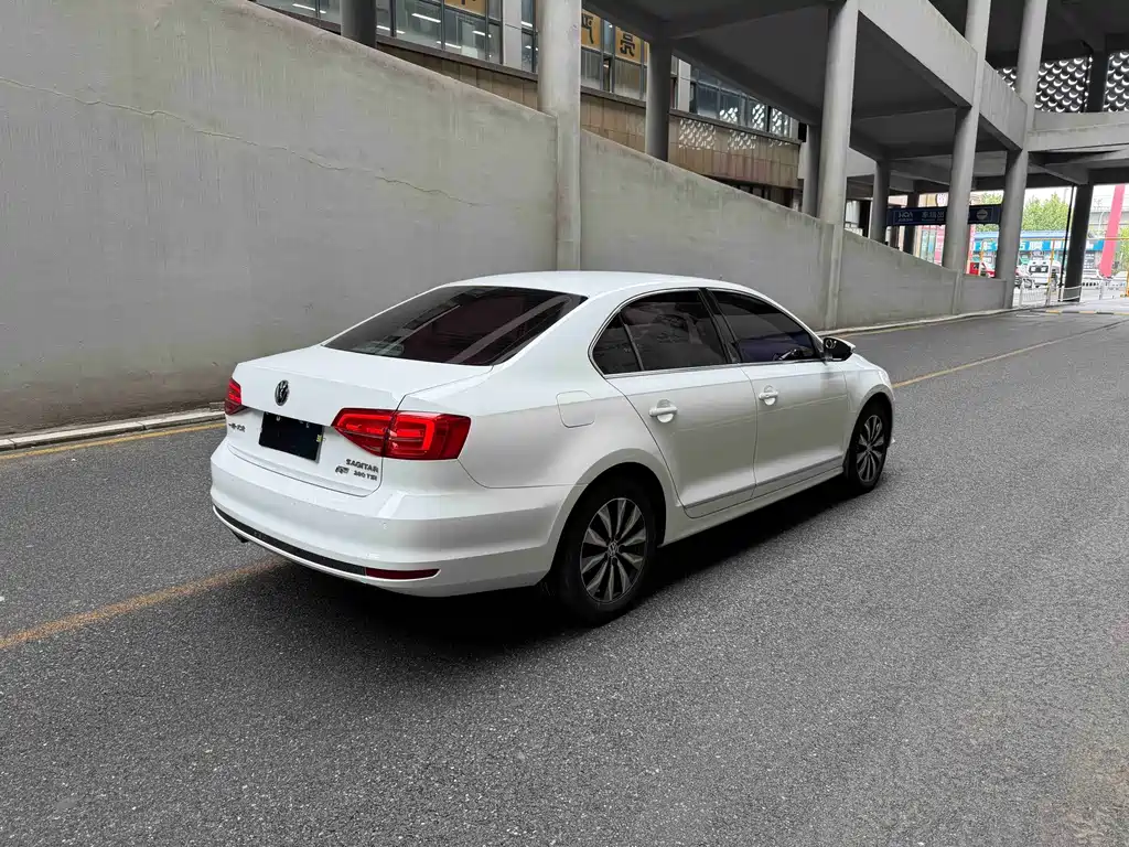 Volkswagen Sagitar — миниатюра 6