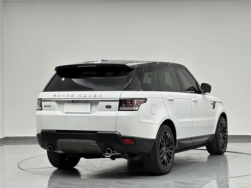 Land Rover Range Rover Sport 2015 3.0T