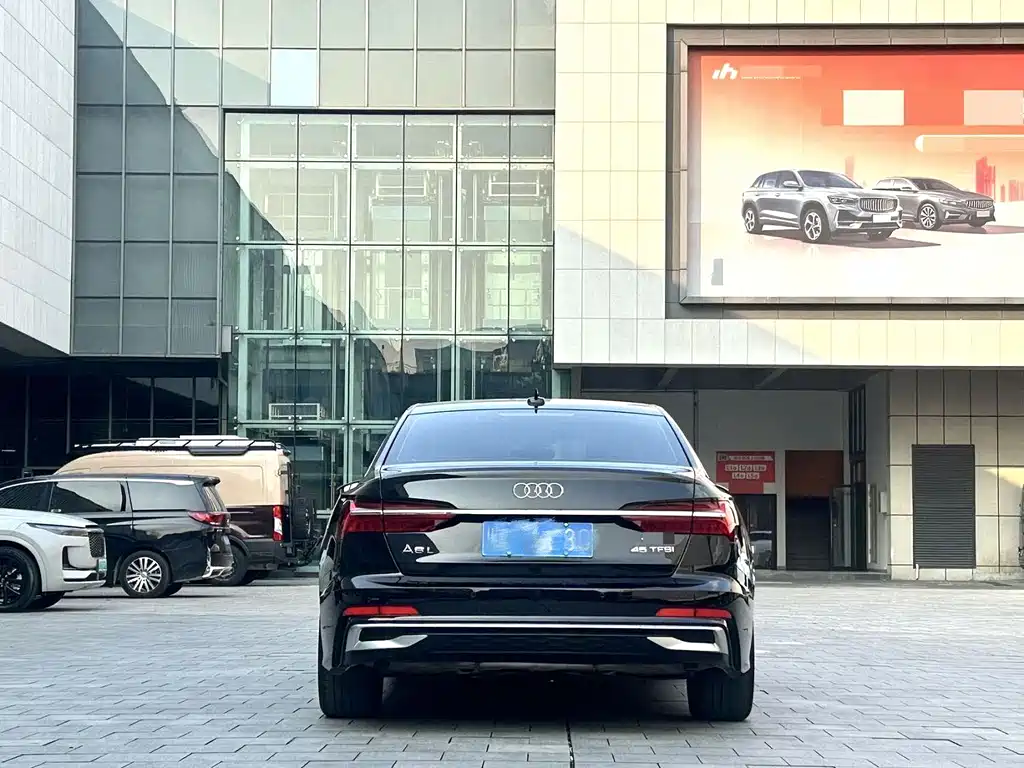 Audi A6L — миниатюра 8