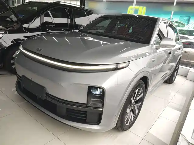 IDEAL CAR IDEAL L7 2024