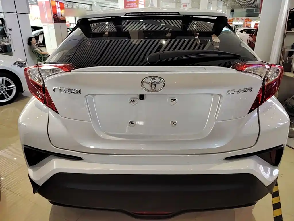 Toyota C-HR — миниатюра 6