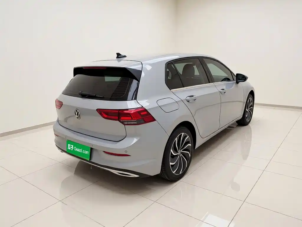 Volkswagen Golf — миниатюра 6