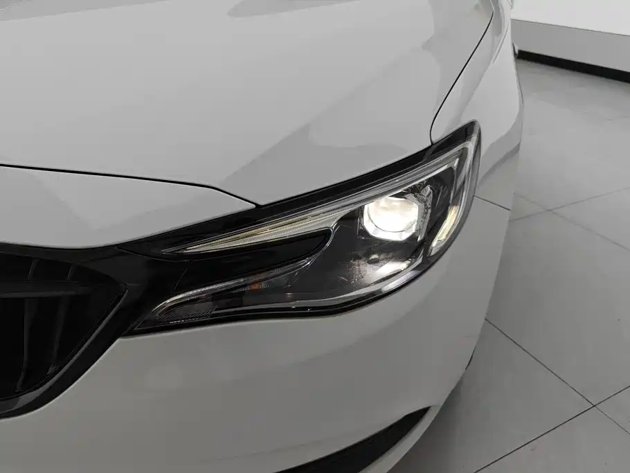 Buick Excelle — миниатюра 5
