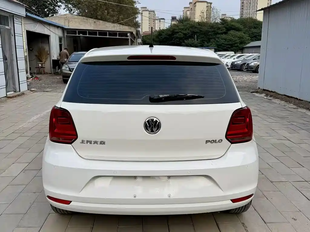 Volkswagen Polo — миниатюра 8
