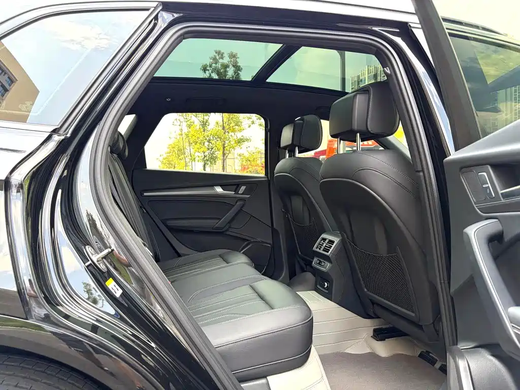 Audi Q5L — миниатюра 6