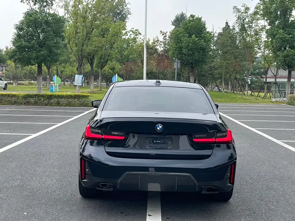 BMW 3 Series — миниатюра 6