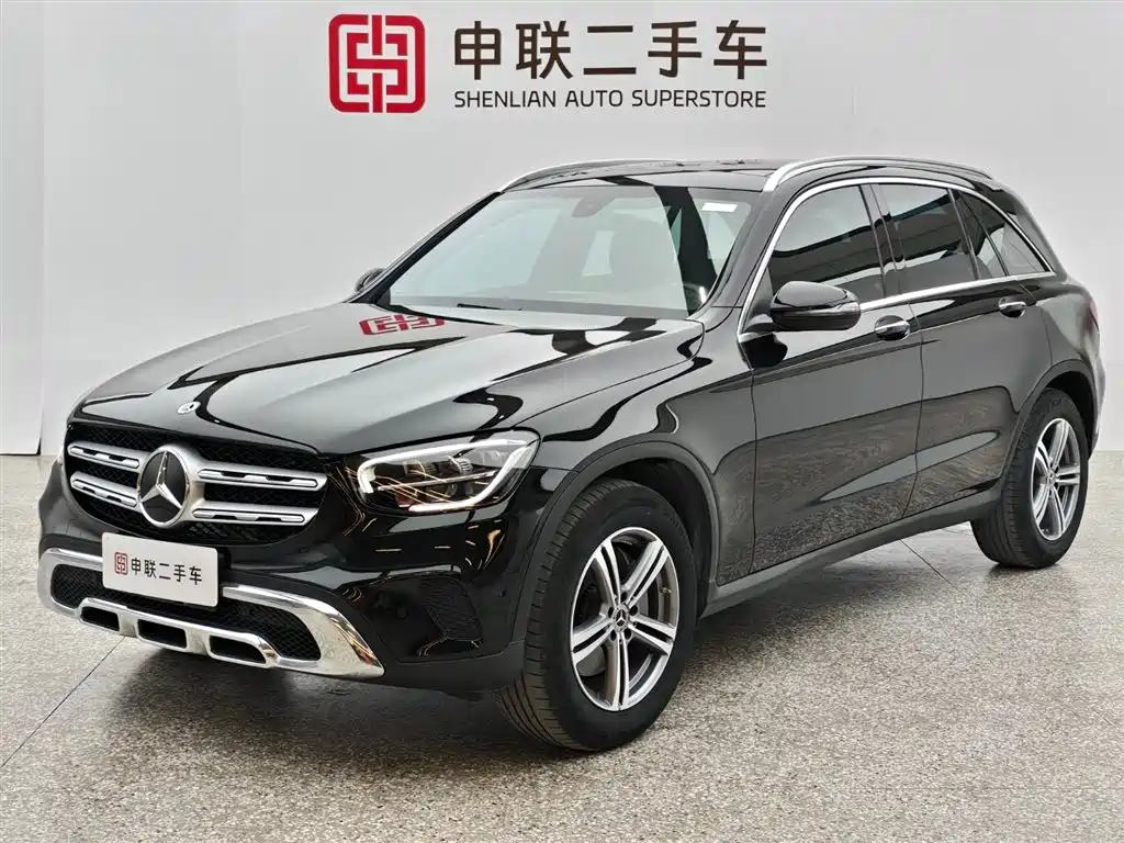 MERCEDES-BENZ GLC