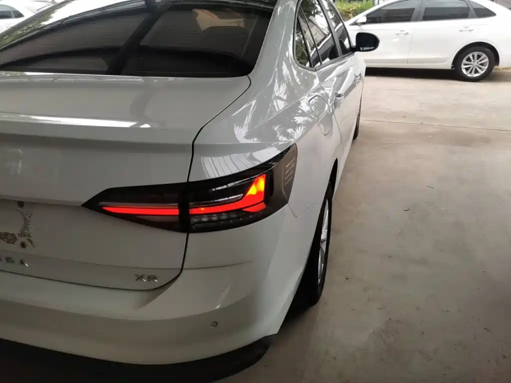 Volkswagen Lavida — миниатюра 8