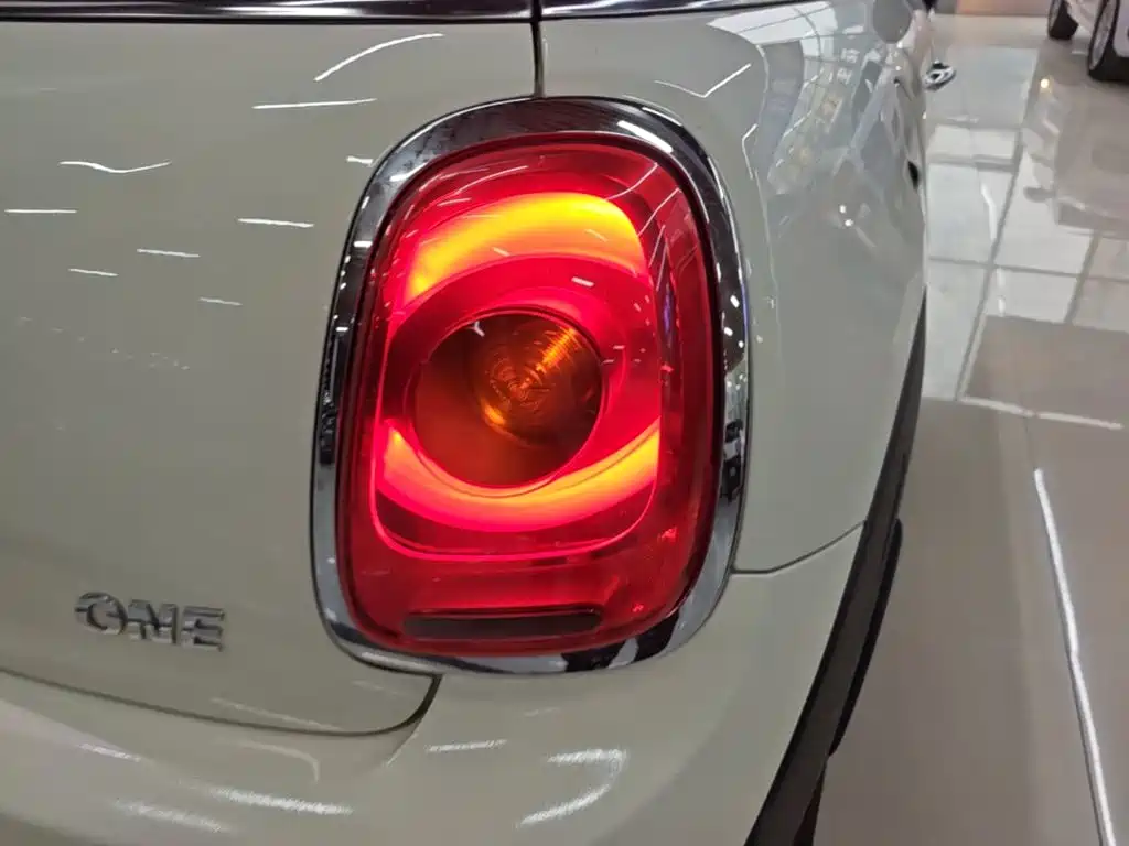 MINI Mini — миниатюра 8
