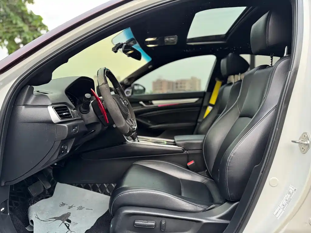 Honda Accord — миниатюра 11