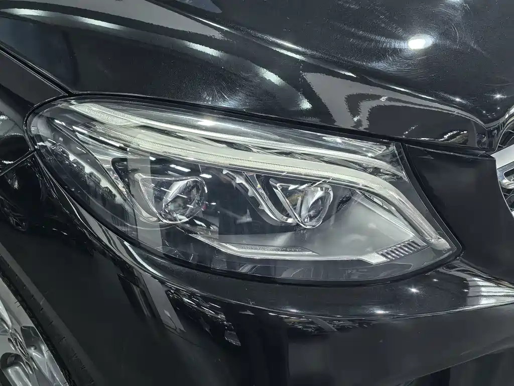 Mercedes-Benz GLE (Import) — миниатюра 4