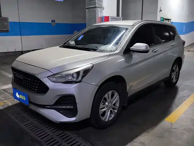2020 Haval M6