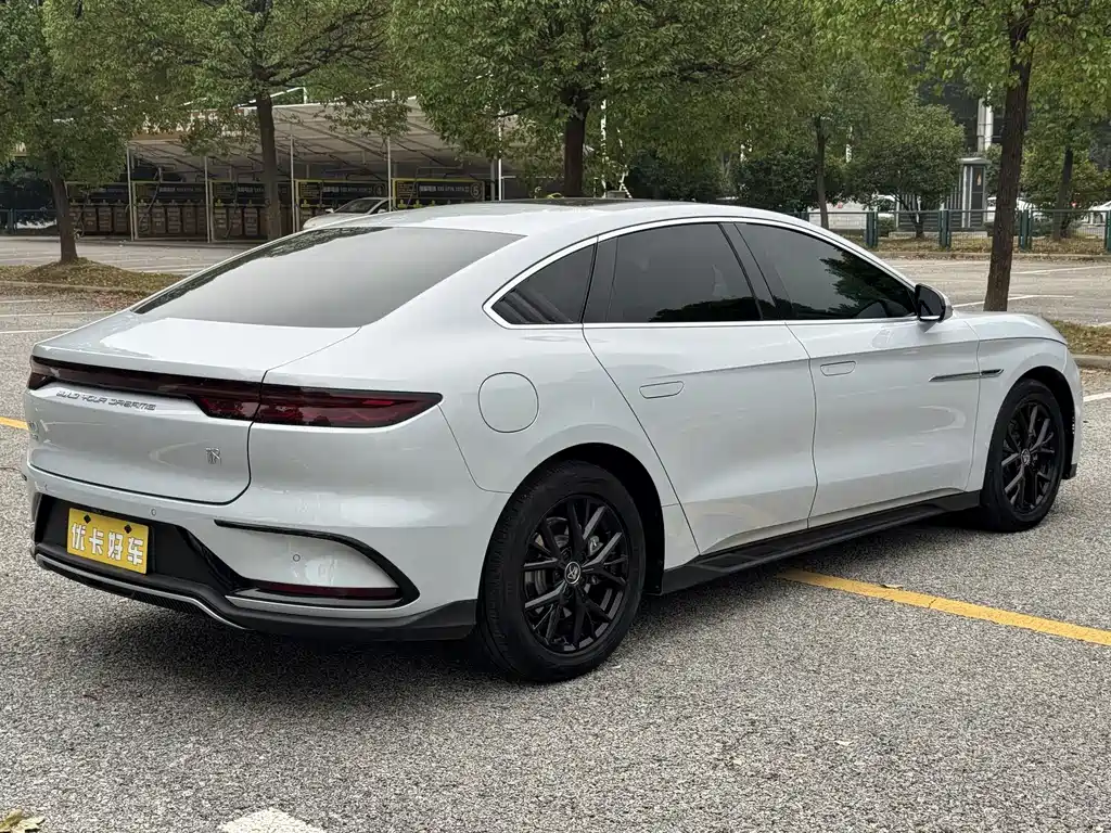 BYD Han — миниатюра 3