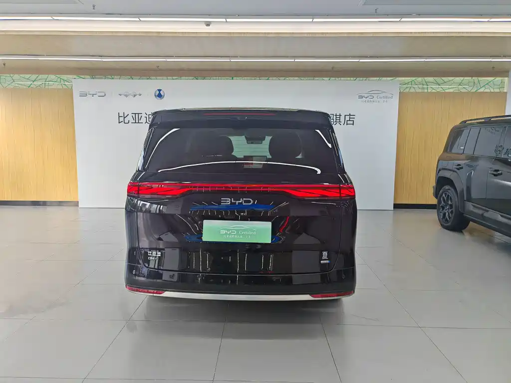 BYD Xia 2025 DM-i 1.5T 180km