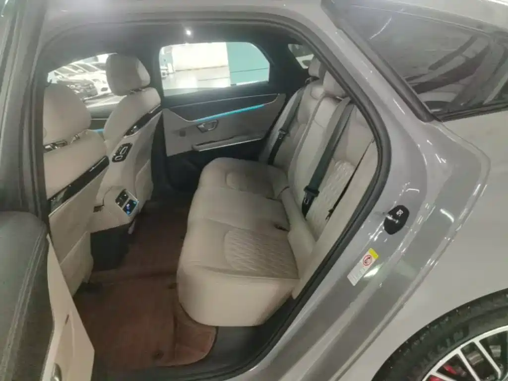 BYD Han — миниатюра 17