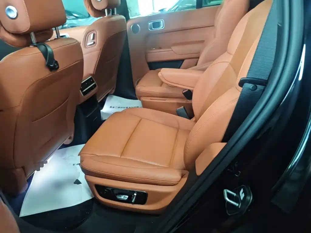 Li Auto Li L8 — миниатюра 17