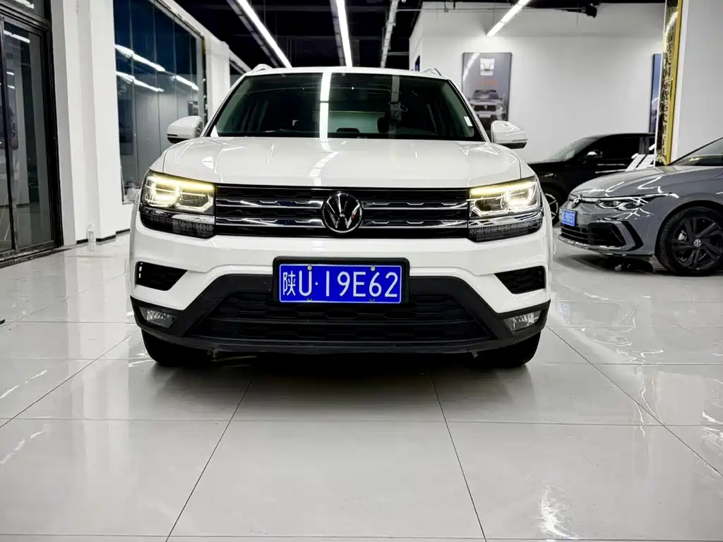 VOLKSWAGEN TUYUE