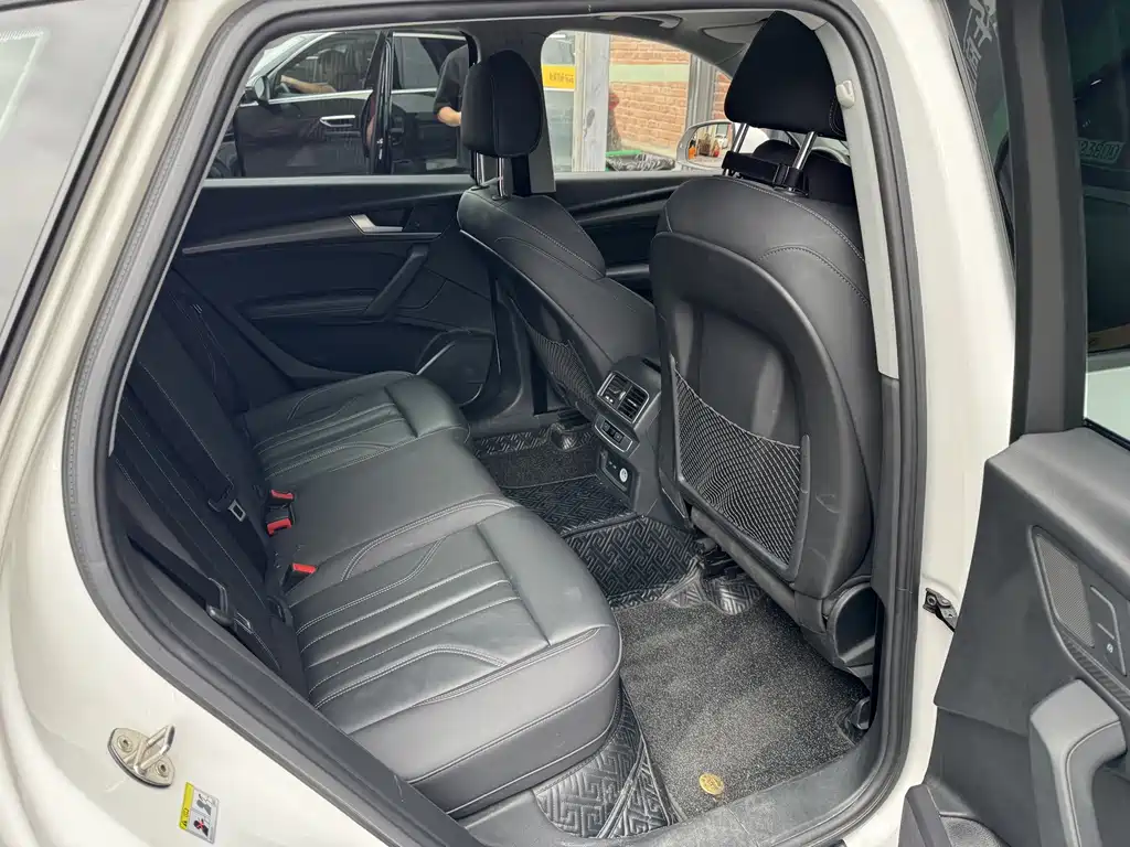 Audi Q5L — миниатюра 19