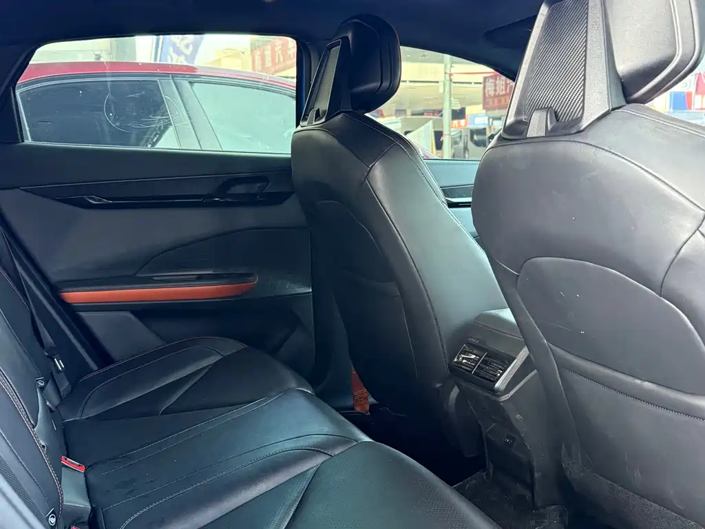 Changan UNI-V 2022 1.5T Luxury