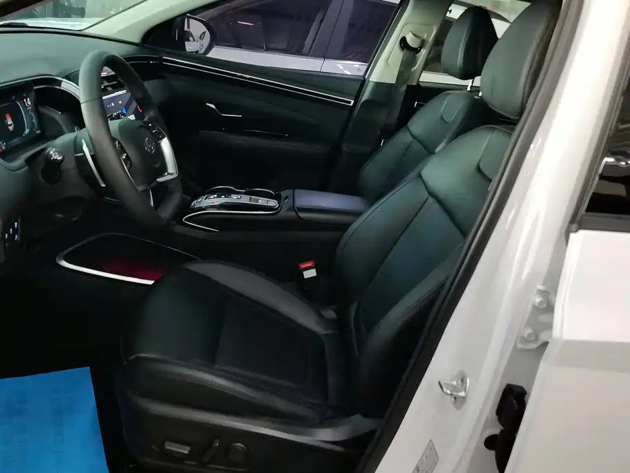 Hyundai Tucson — миниатюра 9