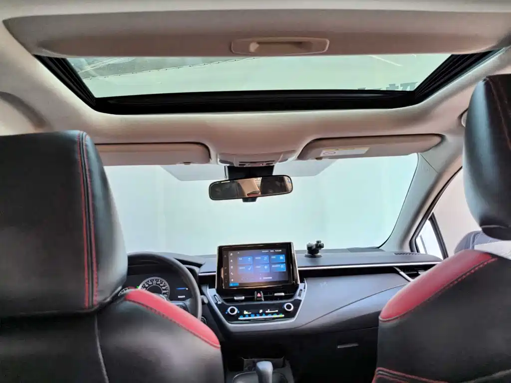 Toyota Corolla — миниатюра 14