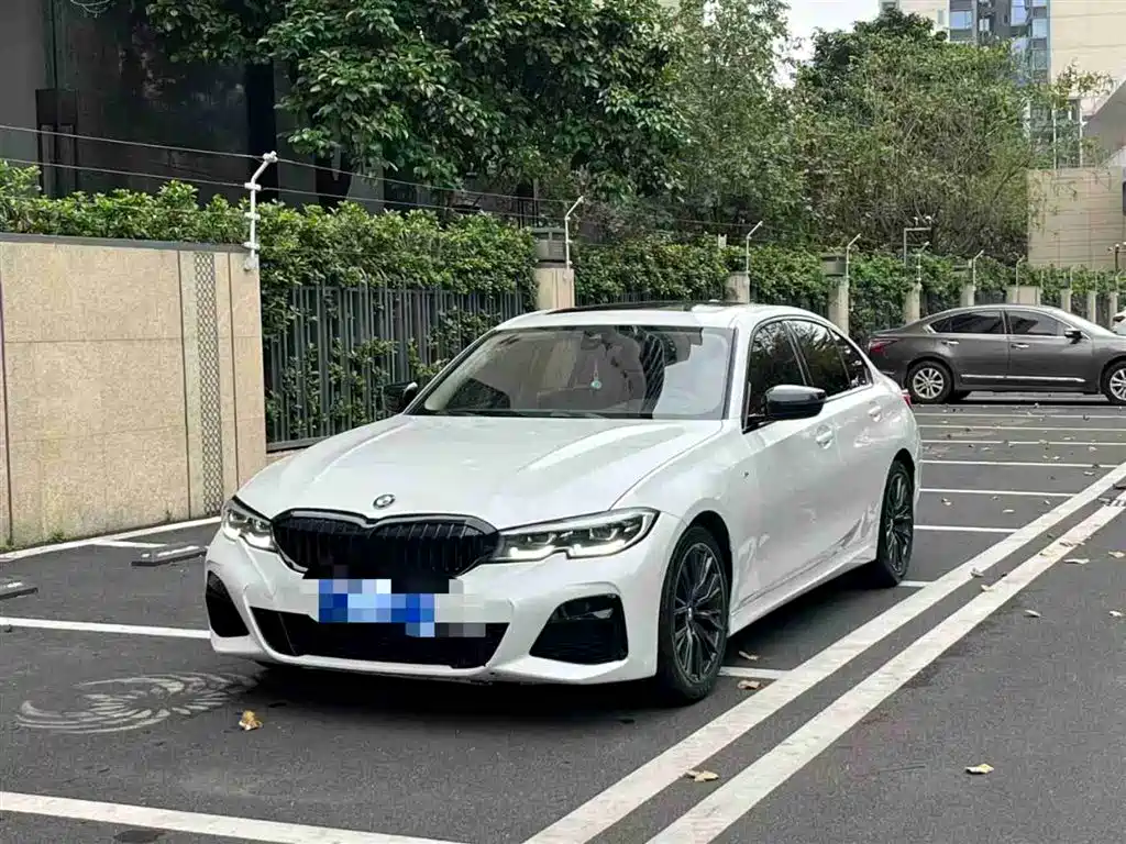 BMW 3 Series 2021