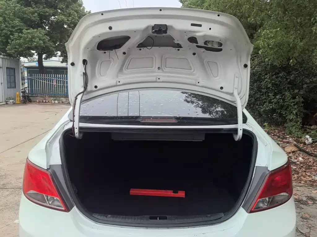 Hyundai Verna — миниатюра 19