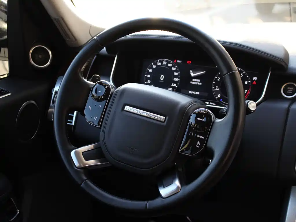 Land Rover Range Rover — миниатюра 11
