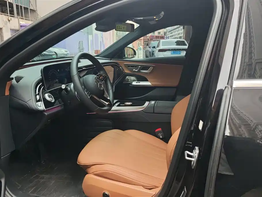 Mercedes-Benz E-Class E 2026 E 300 L Luxury