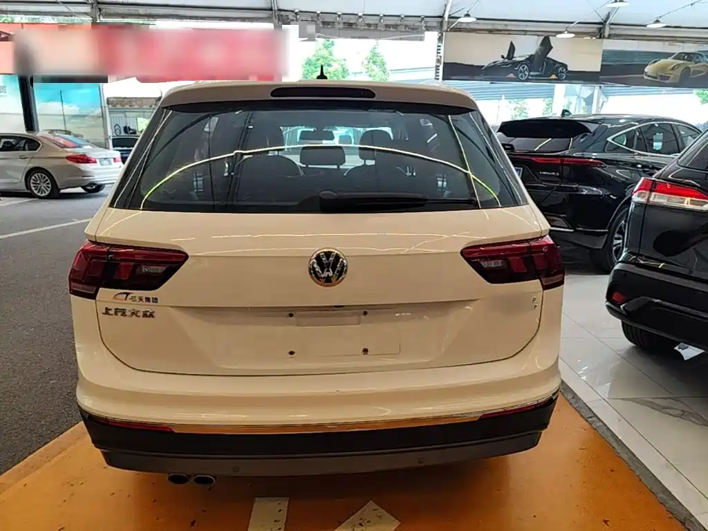 Volkswagen Tiguan L — миниатюра 6