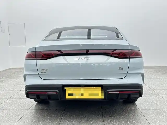 BYD Qin L — миниатюра 5