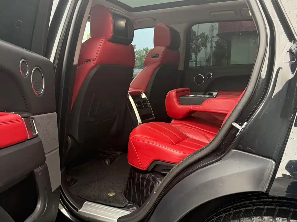 Land Rover Sport — миниатюра 6