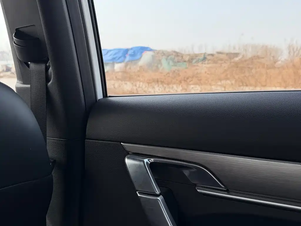 GEELY AUTOMOBILE BINYUE