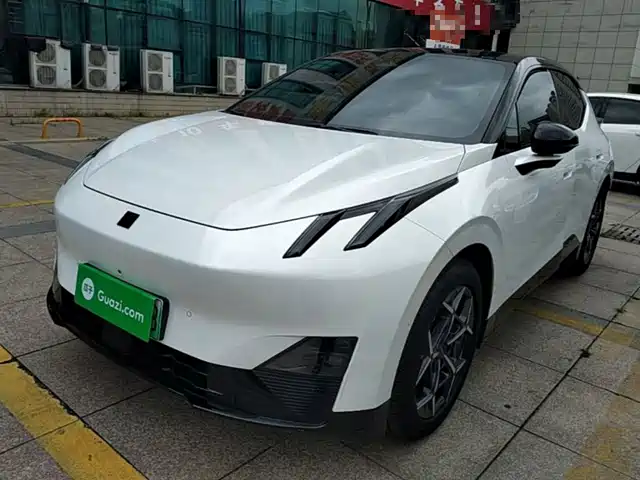 2025 Lynk & Co Z20